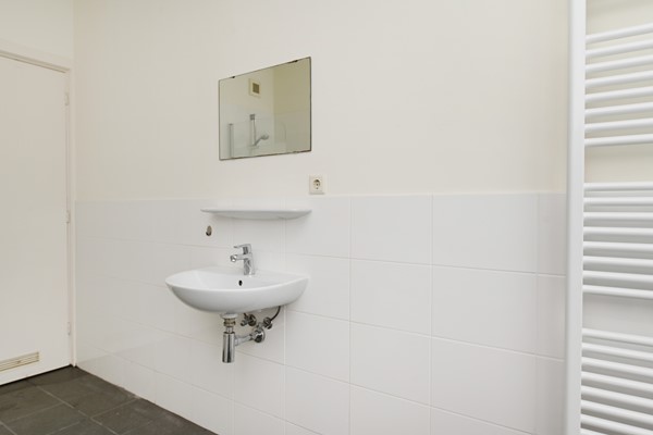 Medium property photo - Vier Heemskinderenstraat 186, 2531 CH Den Haag